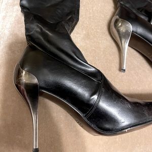 Donald Ploner size 10 leather boots.